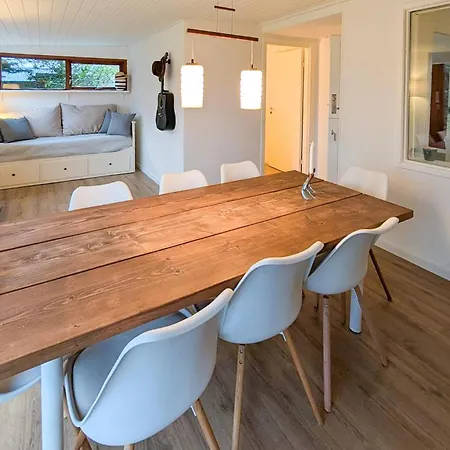 3 Bedroom Lovely In *