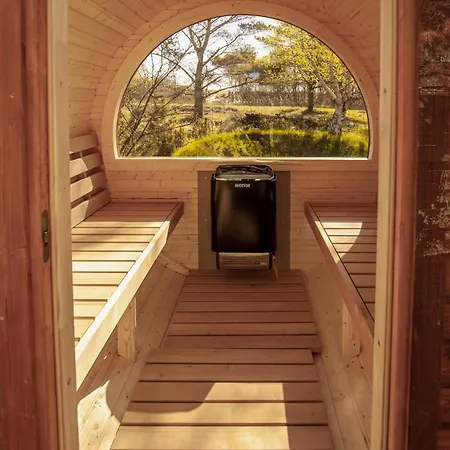 3 Bedroom Lovely In 펜션 *