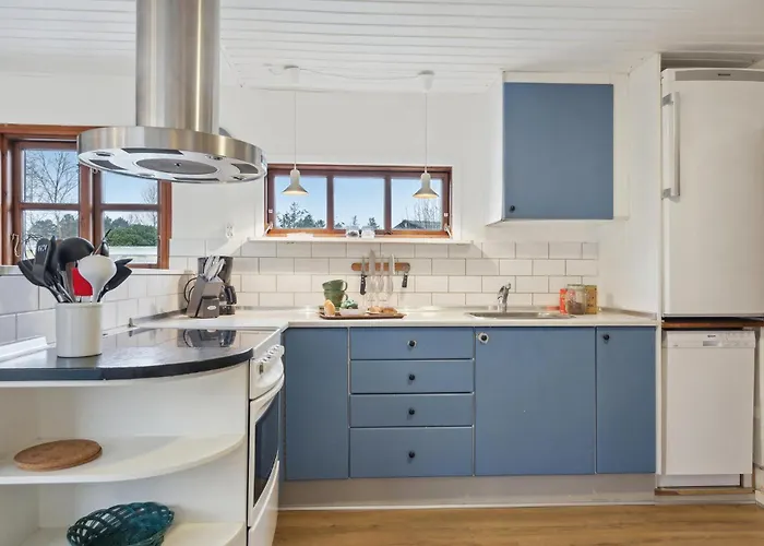 بيت للعطل 3 Bedroom Lovely In